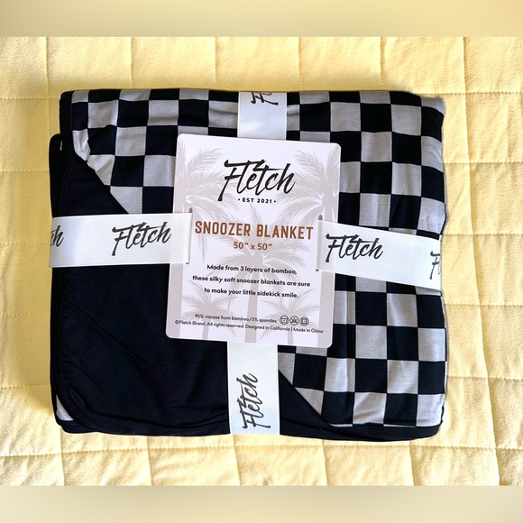 NIB Fletch Bamboo Blanket - Picture 2 of 3